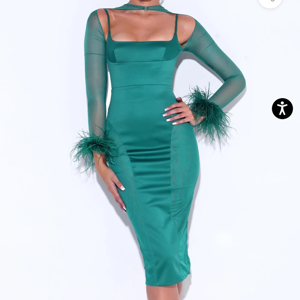 Miss Circle- Emerald Green Satin Mesh Sleeve Dress With Feathers - S / US 4-6